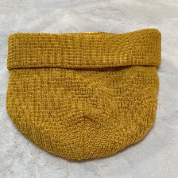 Virginity Rocks Beanie - Picture 4 of 6